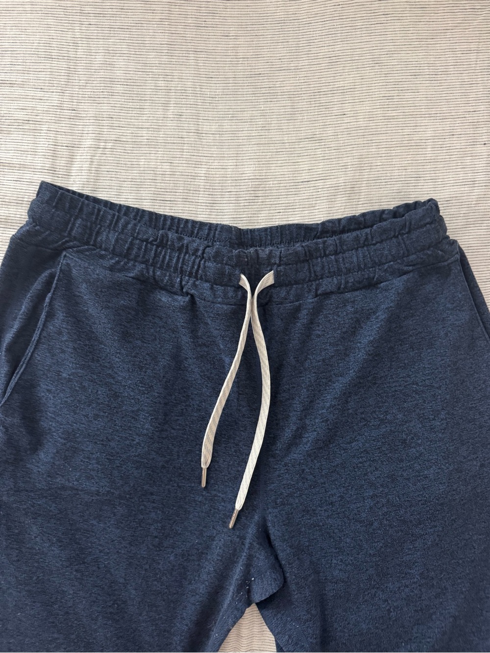 Women's. Vuori.  Navy Drawstring Jogger Pants - Picture 2 of 5
